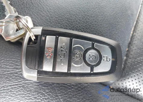 2019 Ford F-150 Lariat из США, поврежденный, VIN 1FTEW1E40KFD06086